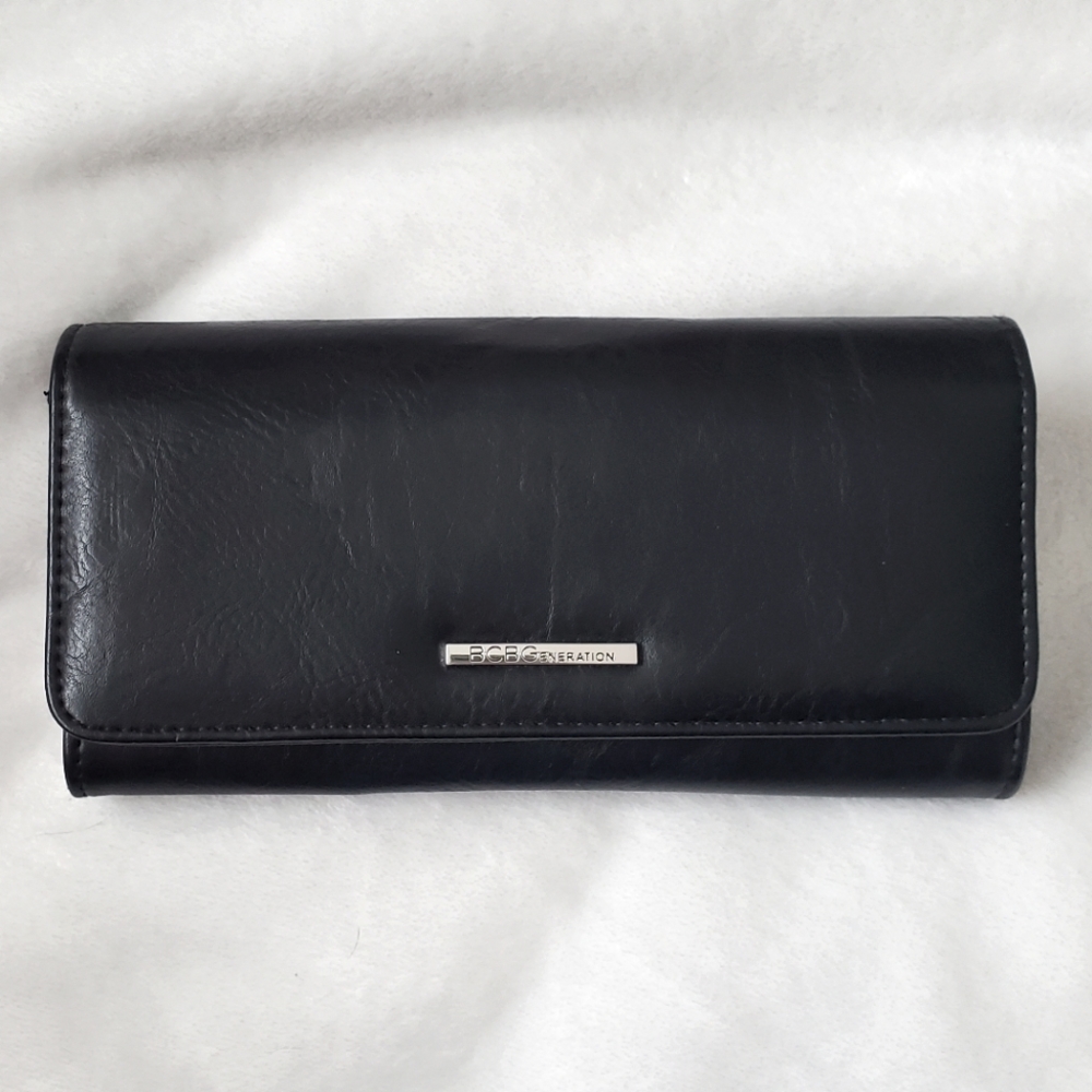 NWT BCBGeneration Anastasia Wallet